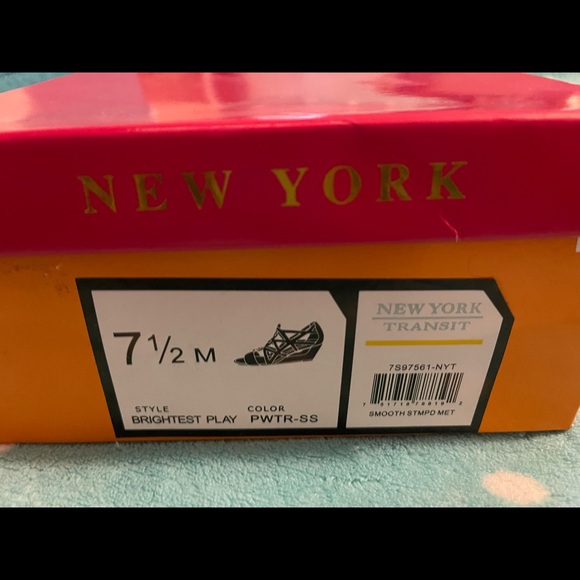 New York Transit Strappy Dress Sandals - Picture 4 of 5